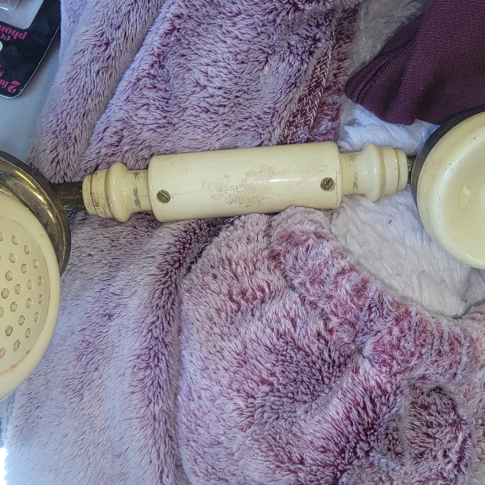 Vintage Style Gold and Cream Rotary Phone - Picture 4 of 5